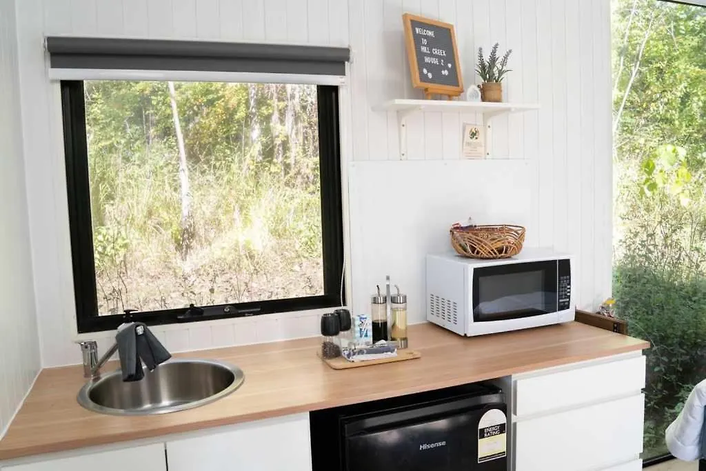 Vakantiehuis Hill Creek Tiny House 2 By Tiny Away Villa Perwillowen
